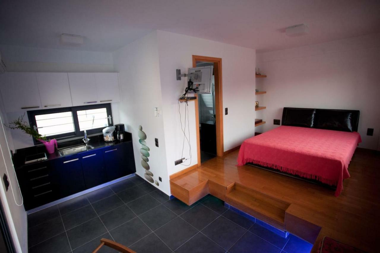 Villa Natasa Lampiri  Buitenkant foto