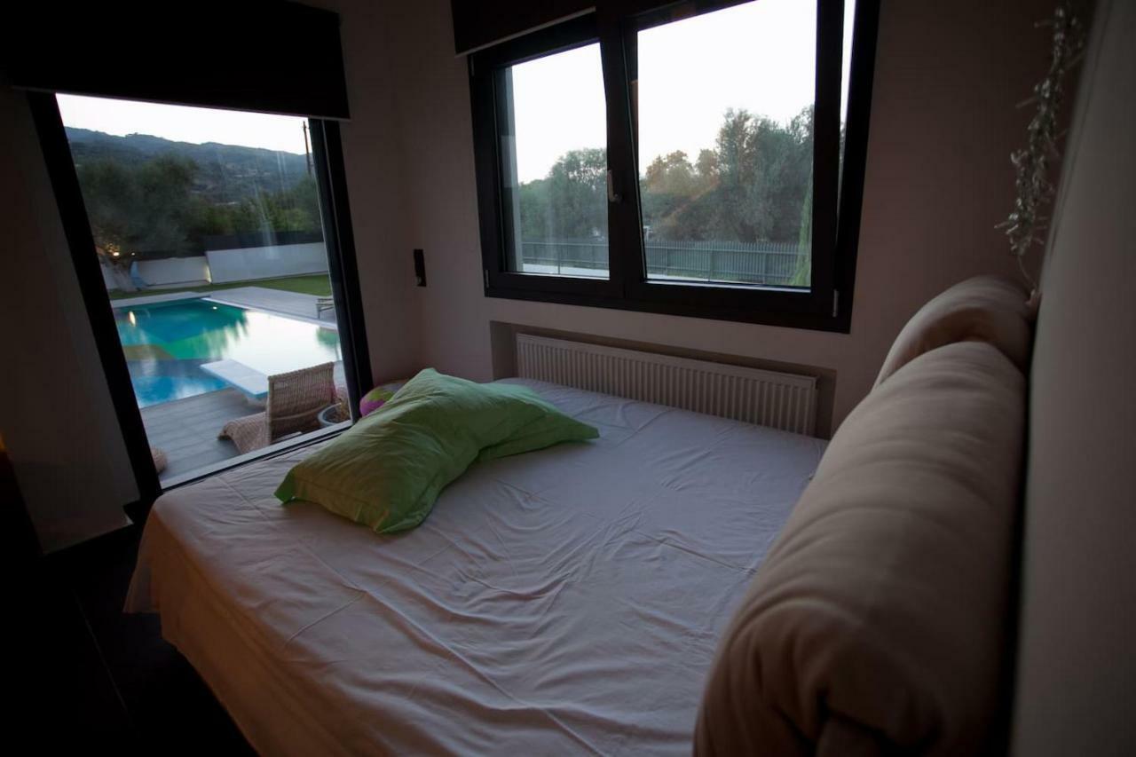 Villa Natasa Lampiri  Buitenkant foto
